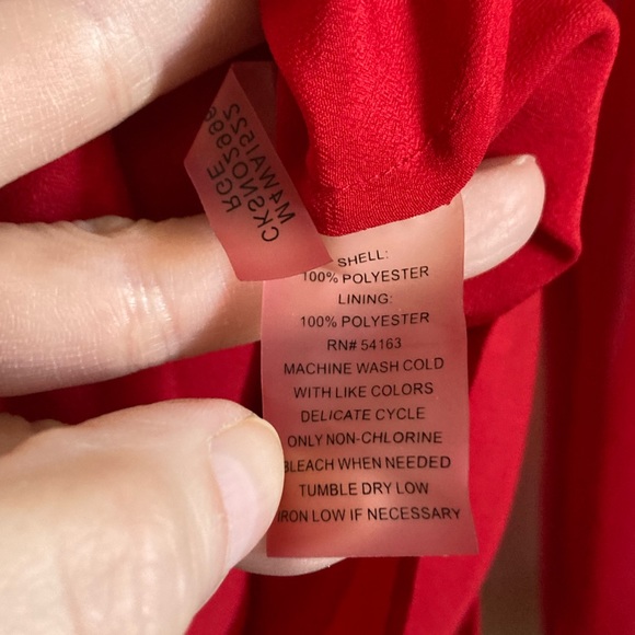 🌞Calvin Klein Red Adjustable Sleeve V-Neck Blouse #O - Picture 3 of 7